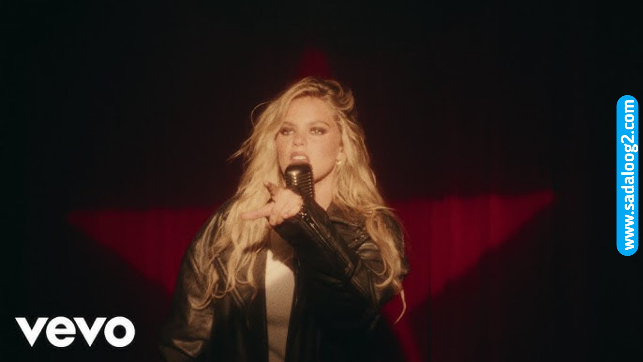 Read more about the article Why Is She Still Here Lyrics – Reneé Rapp | SadaLoog Lyrics