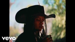 Read more about the article She Song Lyrics – New Single by “Ambré”