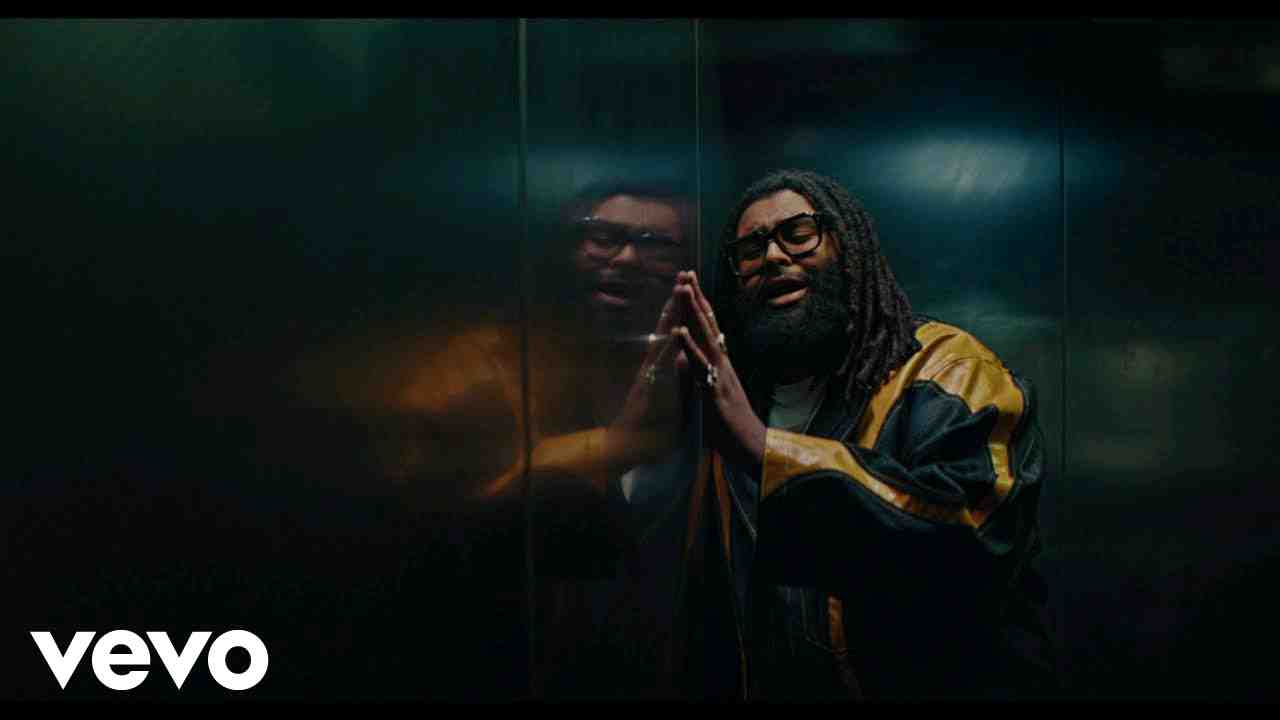 Read more about the article Reclusive Song Lyrics – Elmiene